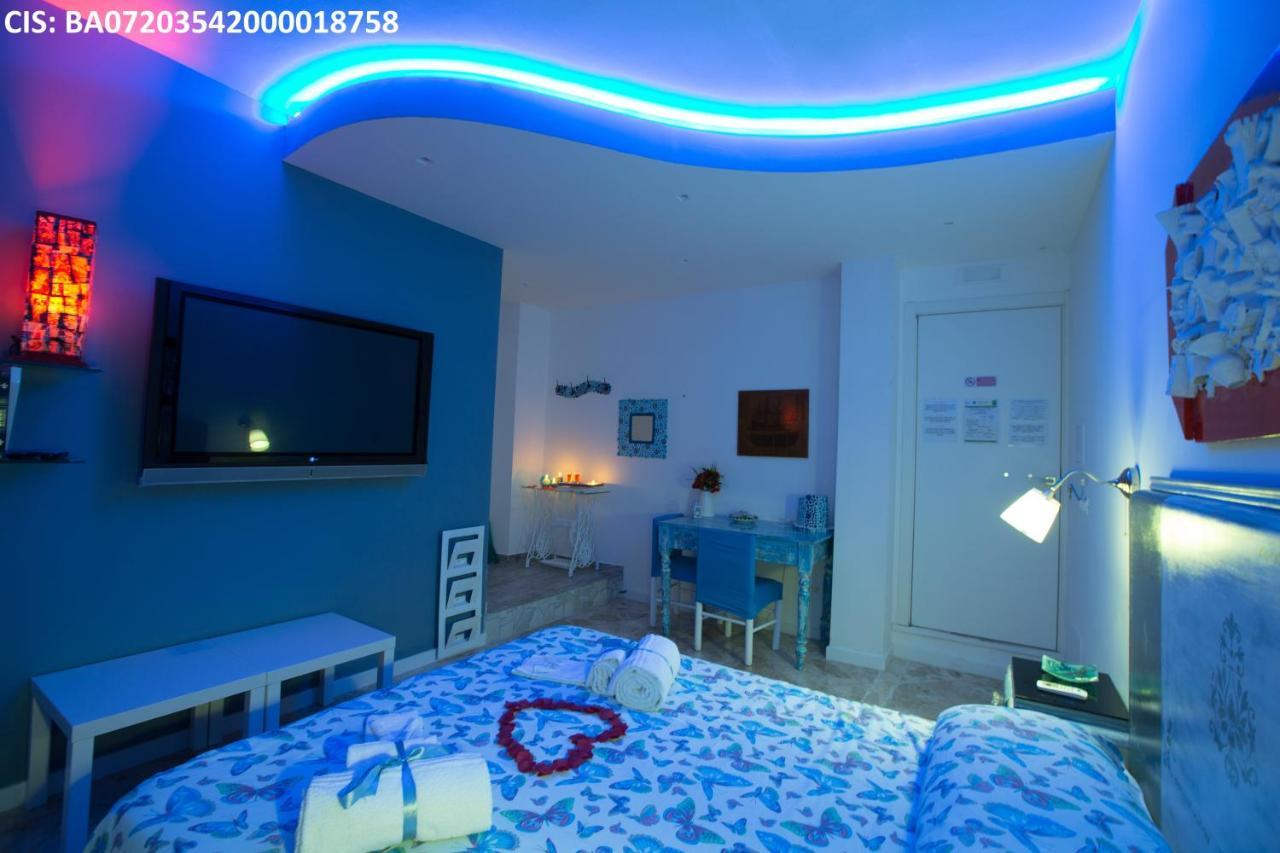 แวร์โซมาเร Hotel โปลีญาโนอามาเร ภายนอก รูปภาพ